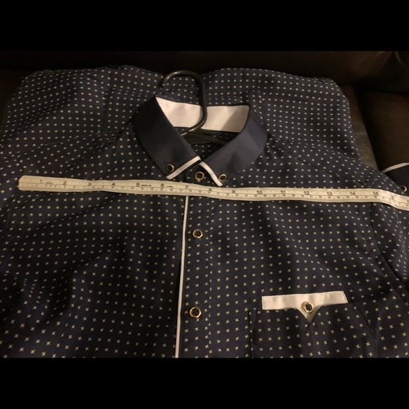Mens shirts - Picture 3 of 6